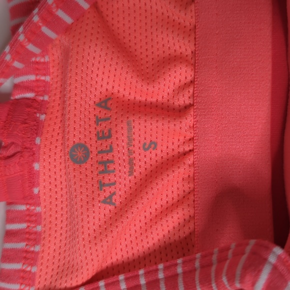 Athleta Coral Sizzle Stripe Fulfillment Tank Built in Shelf Bra Small - Picture 4 of 7
